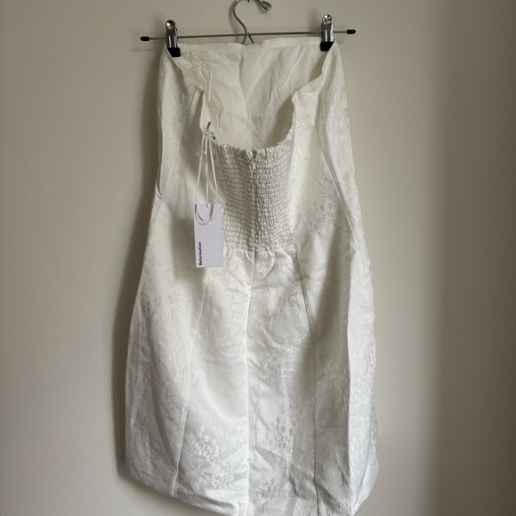 NWT | Reformation | Gabby Dress | White Strapless Mini Dress | Size 8 - Picture 3 of 9
